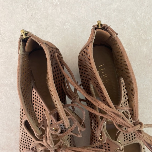 Franco Sarto Leather Honolulu Sandal - Picture 4 of 11